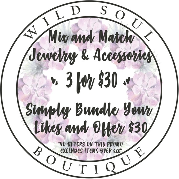 • Meredith • Monstera Leaf  Drop Earrings - Picture 3 of 3